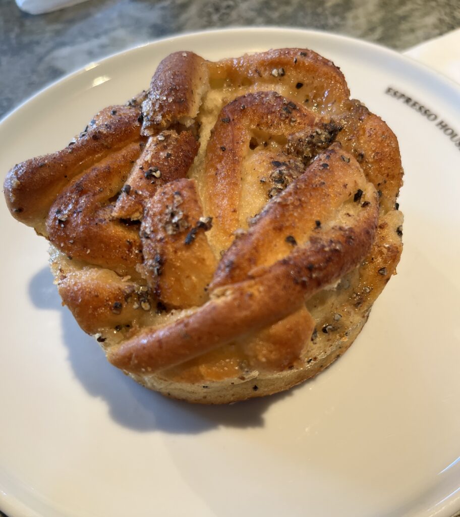 カルダモンボッレ